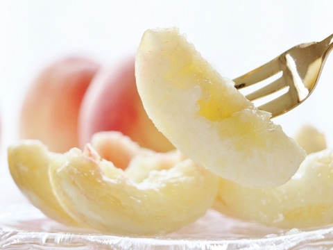 【早期予約価格】🍑さくら白桃　5kg 13～20玉　9月上旬発送　希少な桃　収穫した日に発送　家庭用　農家直送【朝どれ】