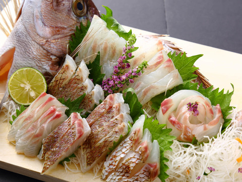 【まだ間に合う！】お正月用・祝い鯛〈特別２尾セット〉（３枚おろし/皮あり・皮なし１尾ずつ）