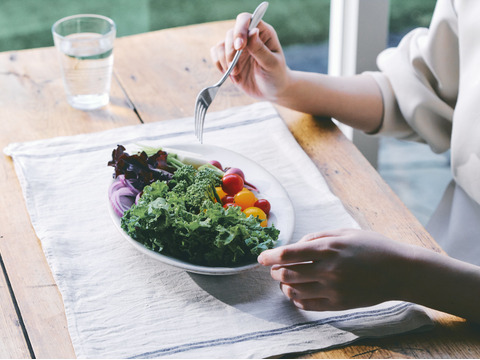 【農薬不使用】冬のあまいキャベツ　約３kg  ２〜３株