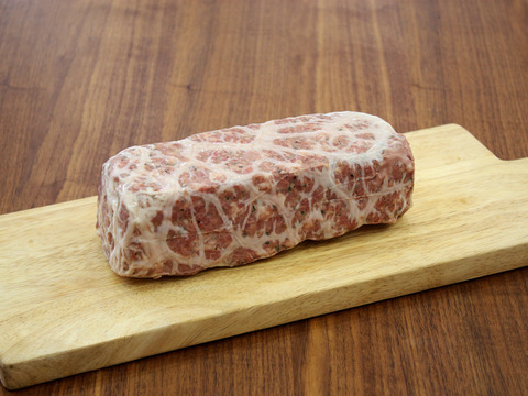 【おまとめ買い】豚肉多めでクセが少なく食べやすい！手作りの良さを生かした本格パテ。　パテ・ド・カンパーニュ 700ｇ×3本セット