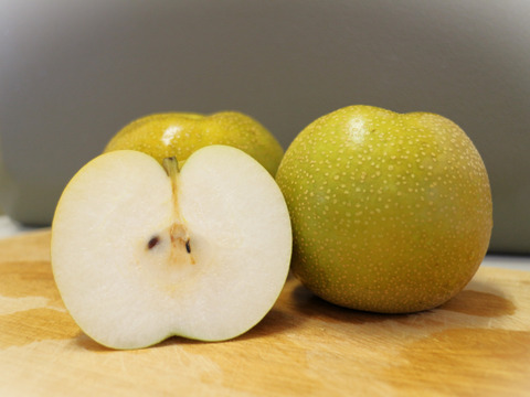 シャリっとした果肉と甘みと果汁の爽やかさ！たかの梨『幸水』中玉３㎏