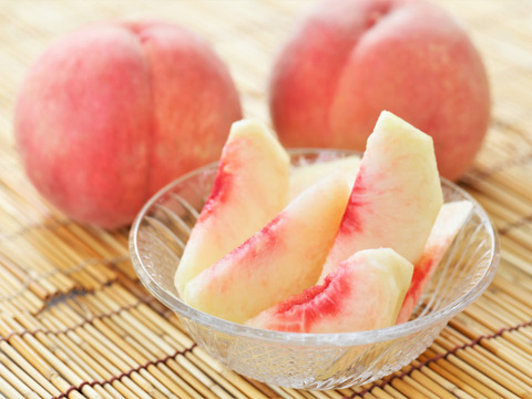 《完熟 昂紀（こうき）1.5kg程度》甘さと果汁あふれる早生の優良希少品種