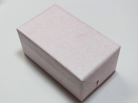 🌸🌸🌸【お祝い・内祝い】「神の力」桐箱風呂敷包み若葉ピンク　1kg 白米（梅の絆）