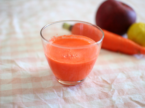 【ジュース用野菜セット】カラダに嬉しい！（人参・ビーツ・カーリーケール・赤軸ホウレンソウ）　農薬・化学肥料不使用栽培