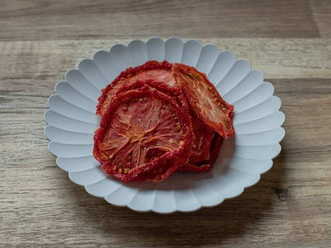 おやつに料理に！旨味リコピン溢れる完乾トマト
