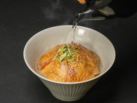 【冬ギフト】令和の時代も”只今お茶漬け中”☎みやび鯛【鯛ごま茶漬け4P】