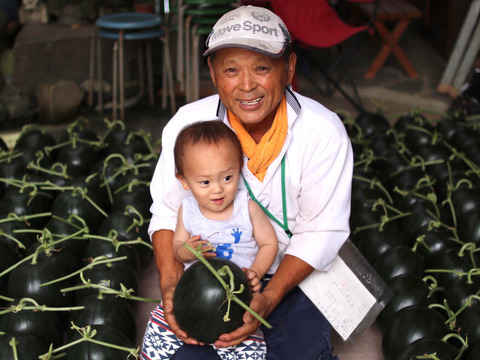 品種違い食べ比べ！小玉スイカ『ひとりじめ』『ひとりじめBonBon』セット