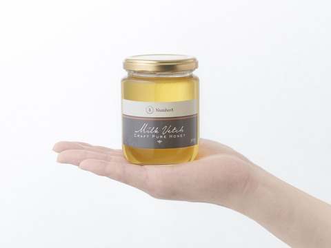 華やかな香りで食べる花の蜜！　岡山産　完熟生れんげ蜂蜜300g