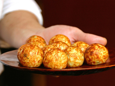 【旨さが違う】真蛸/鳴門海峡/大きめ/原体1.3~1.7kg/足だけ４本【冷凍】