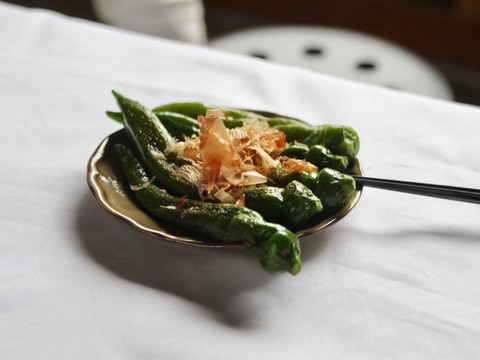 辛い実はゼロ！甘み際立つ京野菜～万願寺とうがらし１ｋｇ（３０本前後入り）