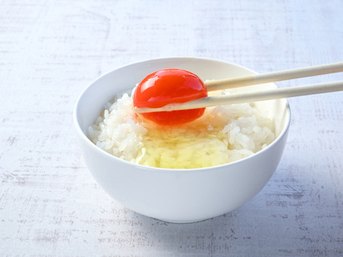 限定値引！【40玉入り】濃厚な黄身！白身は爽やか！平飼い卵