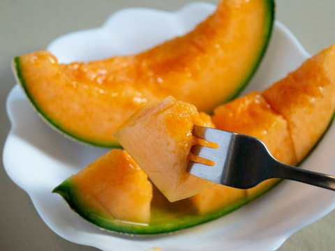 レノンメロン1.2キロ以上2玉