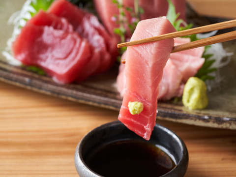 【お歳暮限定】大間まぐろ中トロ200ｇ・赤身200ｇ・塩ウニ1本