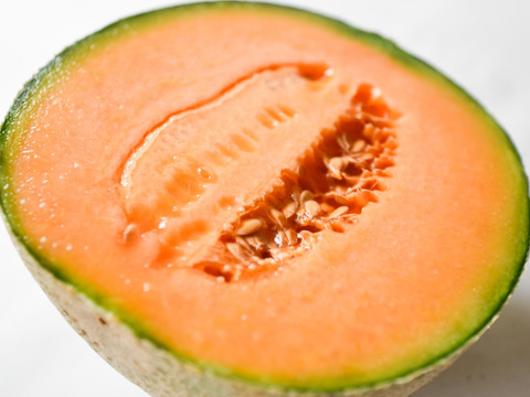 レノンメロン1.2キロ以上2玉