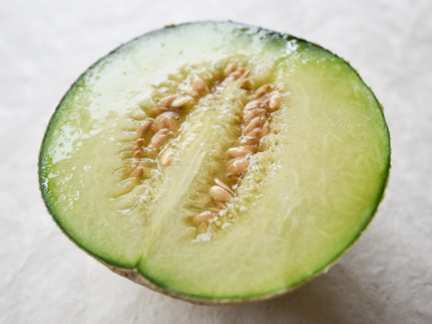 青肉と赤肉のメロン食べ比べセット