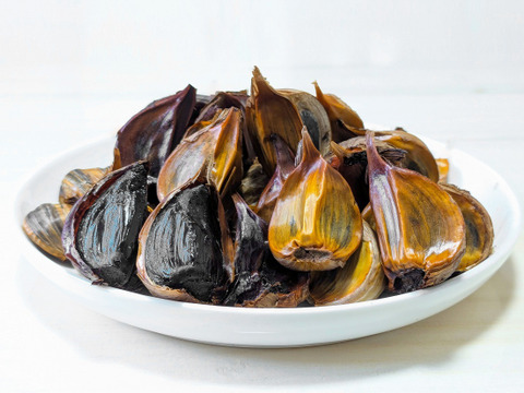 <自然農法>ホワイトロッペン100%　無垢の黒にんにく150g【農薬不使用】