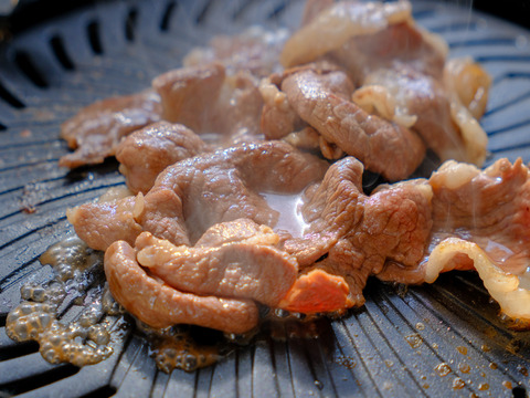 【羊肉好きに贈る】甘い脂が決め手｜臭みのない『羊肉スライス』200g