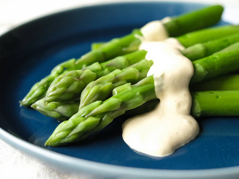 【森のアスパラ】ジューシーな佐賀県産！調理しやすいM~Lサイズ・1kg