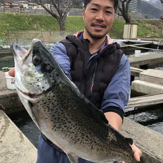 児玉養魚場