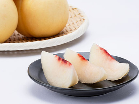 ※ラスト！【2024年・岡山の白桃・恵白】超希少品種！極晩成品種の白桃です♪ご家庭用（訳あり）（2㎏箱）
