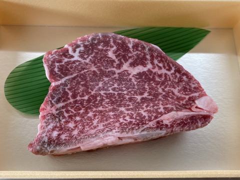 陸マグロ（大間牛）シャトーブリアン100ｇ前後