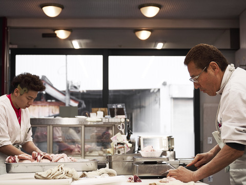 【福袋】『ロース約500g・もも肉約500g』約1kgセット（定価：10310円相当）