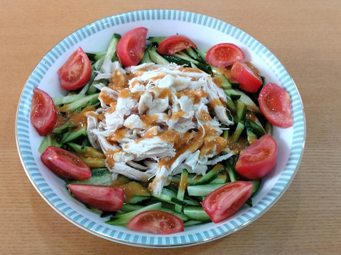 朝採り‼こだわり‼埼玉県産春きゅうり‼　(約2㎏)