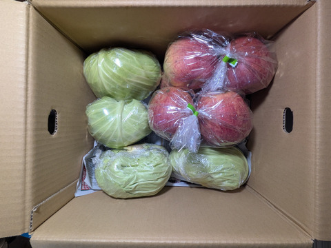 キャベツ、アスパラ菜、リンゴ