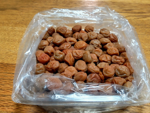 梅農家が作ったすっぱい小梅の梅干し400グラム　紀州梅干し　Ａ級品