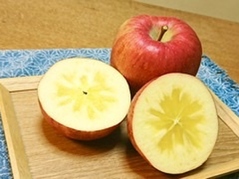 【冬ギフト】【山形産】特選大玉ラ・フランスとフジリンゴの詰め合わせ3kg(8個前後)