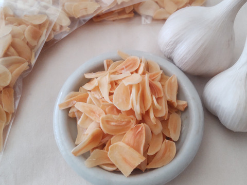 サッと使える！ドライにんにくチップ