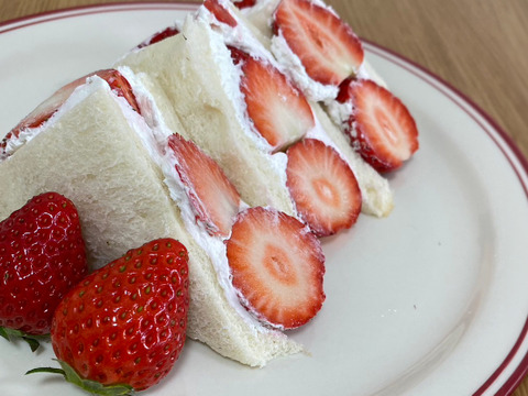 【かおり野＆みくのか】いちご食べ比べセット　合わせて2パック(各1パックずつ)【いちご食べ比べ】