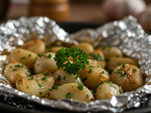 【再販決定！】【限定20個】にんにくの王様　青森にんにく『白玉王』最高規格　特大玉(特別な日・贈答用：500g)