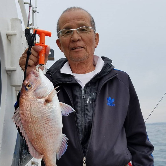 柴田弥生(まる弥の魚卓)