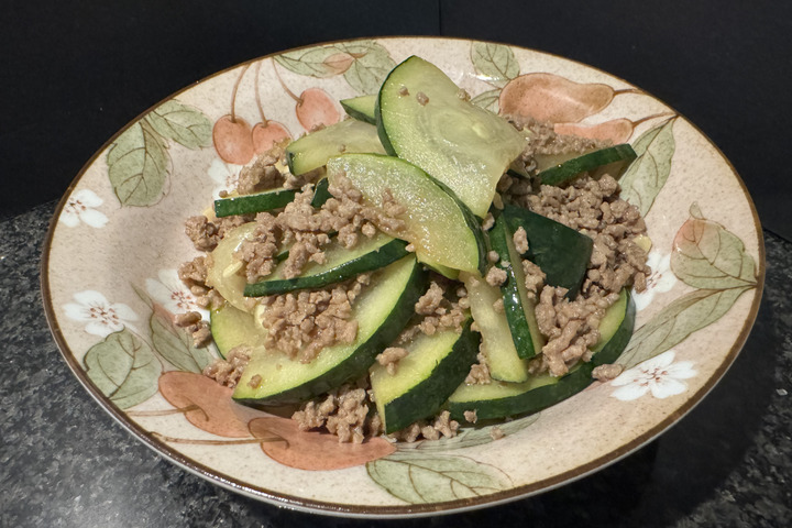 摘果スイカの豚挽肉炒め