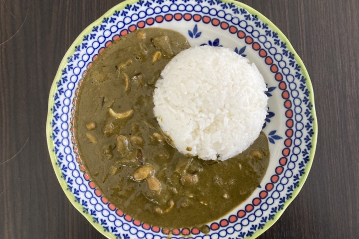 辛いのが苦手な方に…！【野辺山ほうれん草カレー ココナッツミルク ver. 】