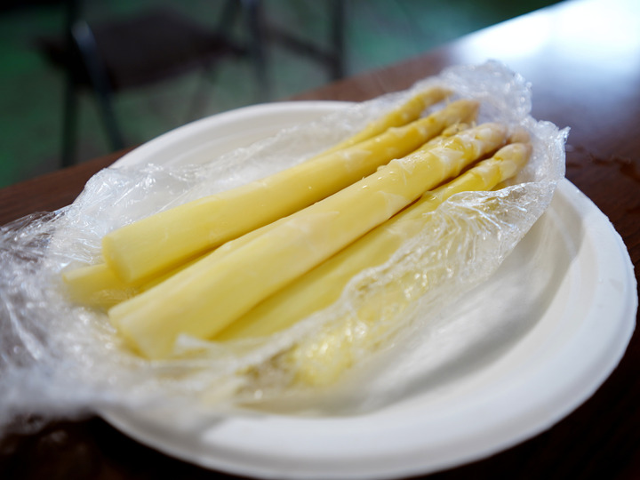 限定！！ 静岡育ち ホワイトアスパラガス 2Lサイズ500g：静岡県産の
