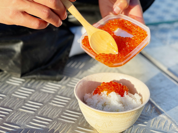 飲むイクラ】早熟秋鮭いくら醤油漬け（１２０ｇ）：北海道産のいくら｜食べチョク｜産地直送(産直)お取り寄せ通販　農家・漁師から旬の食材を直送