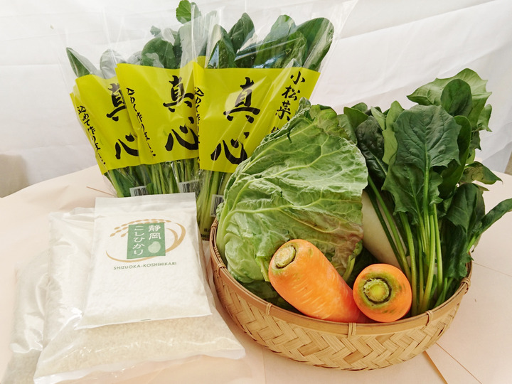 ☆生で食べるサラダ春菊！！☆】サラダ春菊（40ｇ×10袋）さっと洗ってそのまま使える！：静岡県産の春菊｜食べチョク｜産地直送(産直)お取り寄せ通販 -  農家・漁師から旬の食材を直送