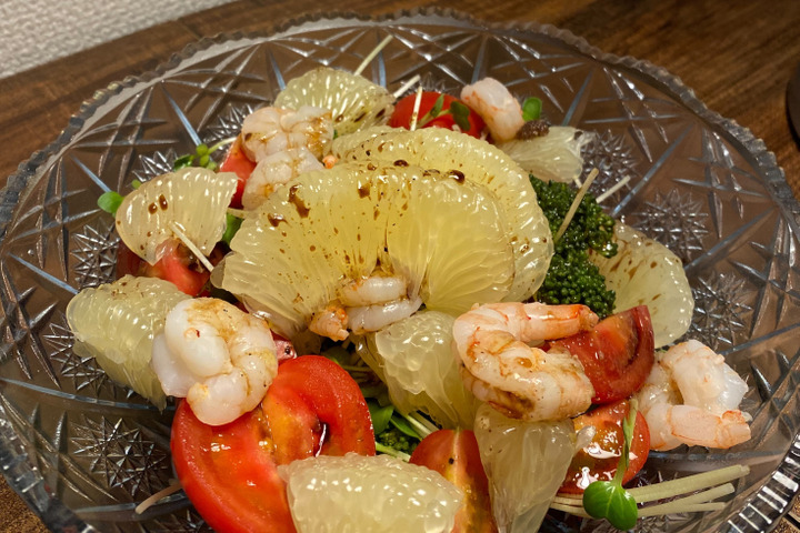 実はよく合う！文旦のサラダ