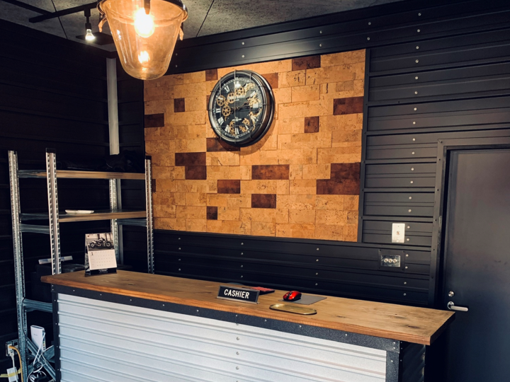 オリジナルデザインの直売店舗