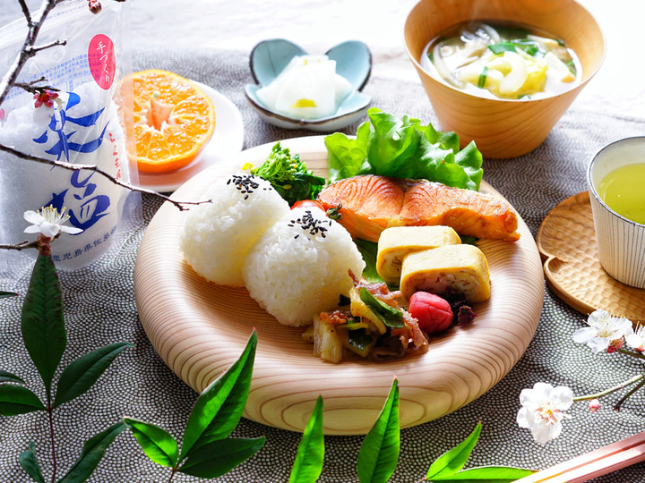 楽しいが食の原点 思いを込めて塩づくりをはじめて13年。様々な場所でお使い頂きます。
