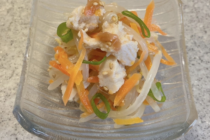 さっぱりヘルシーな梅ナムル