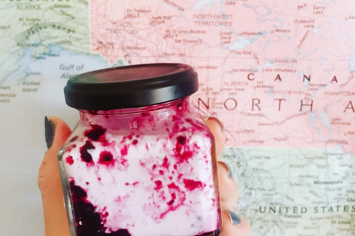 ブルーベリージャムでつくるベリーミルク