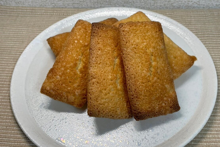 桃のフィナンシェ