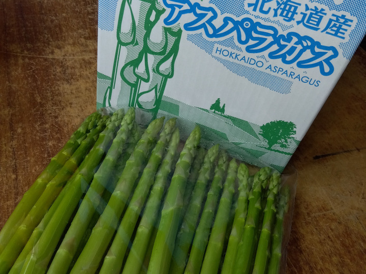 北海道(オホーツク)産朝採りアスパラ　A品B品ミックス　5キロ 北海道オホーツク産訳ありアスパラ5キロ - メルカリ
