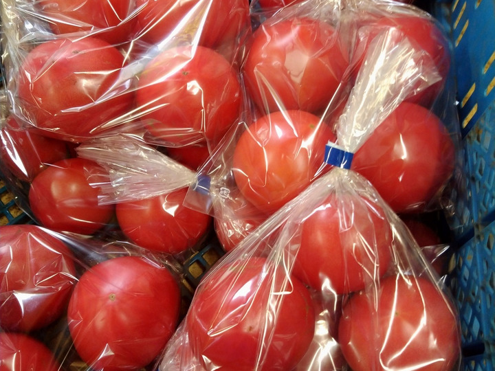 サラダにアントシアニン豊富紫玉ねぎ 東京都産 食べチョク 農家 漁師の産直ネット通販 旬の食材を生産者直送