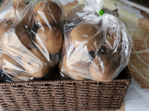 ちっちゃいキウイふる～つ　家庭用 4キロ【品種ヘイワード】