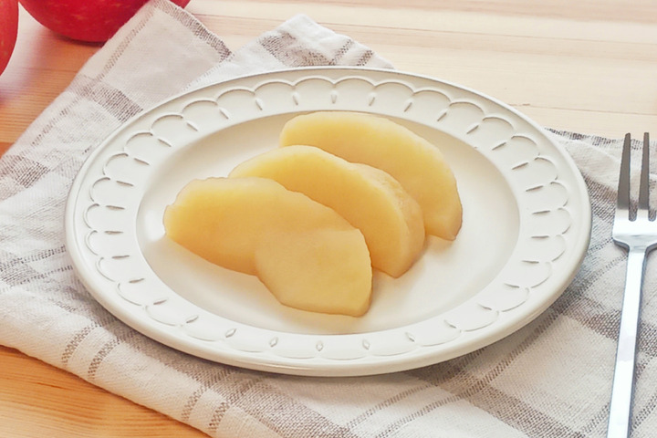 香りもまるごと楽しむ煮りんご