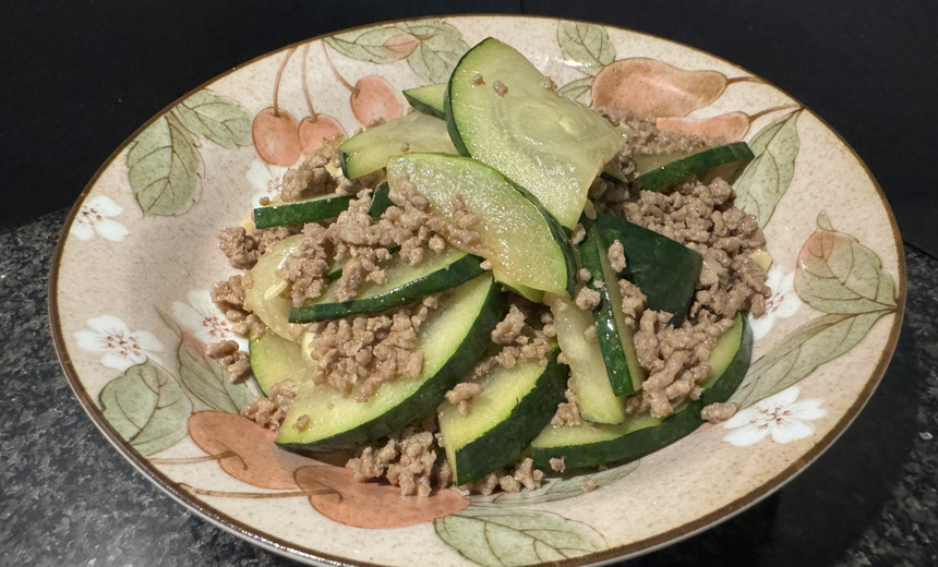 摘果スイカの豚挽肉炒め